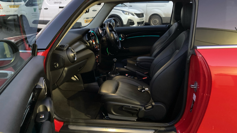 MINI Hatchback 1.5 Cooper Exclusive II 3dr Petrol Hatchback